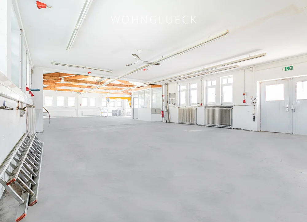 HALLE, LAGERFLÄCHE, BÜRO, INDUSTRIE, WOHNEN