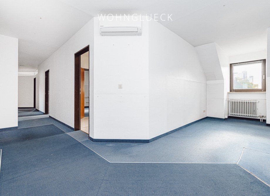 Dachgeschoss Mehrfamilienhaus Neus��