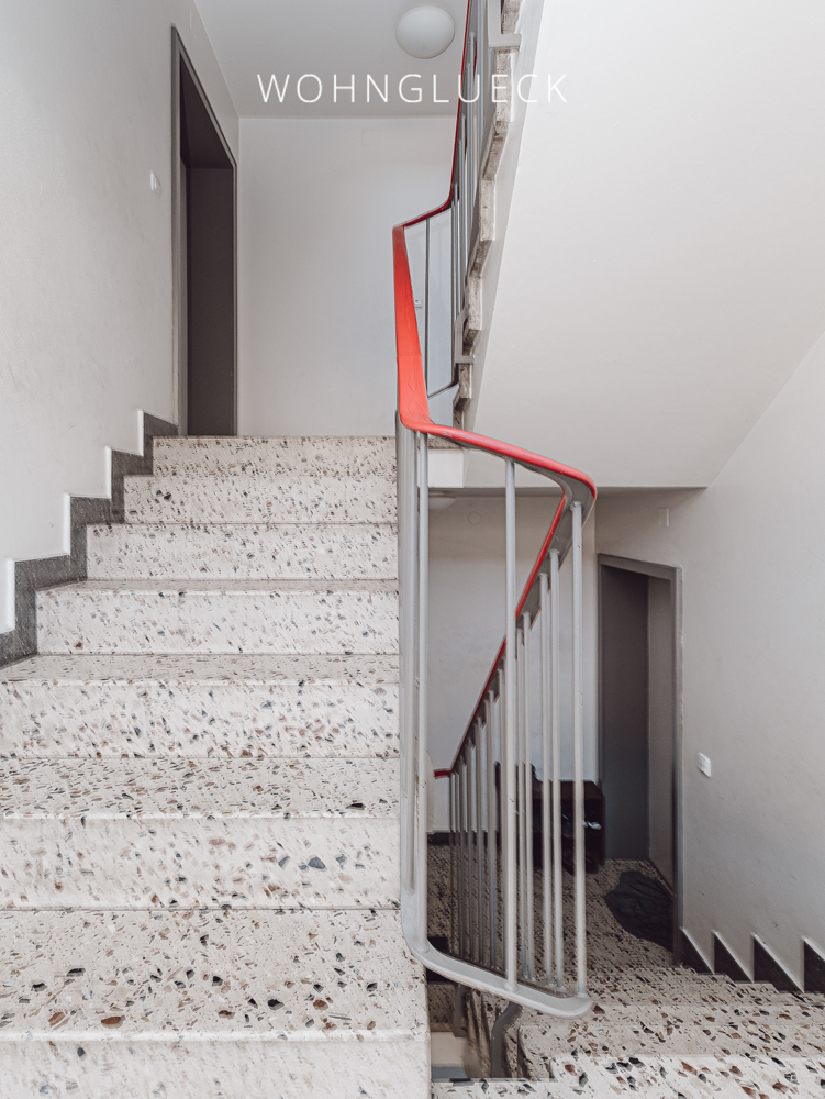 Treppenhaus Etagenwohnung Augsburg