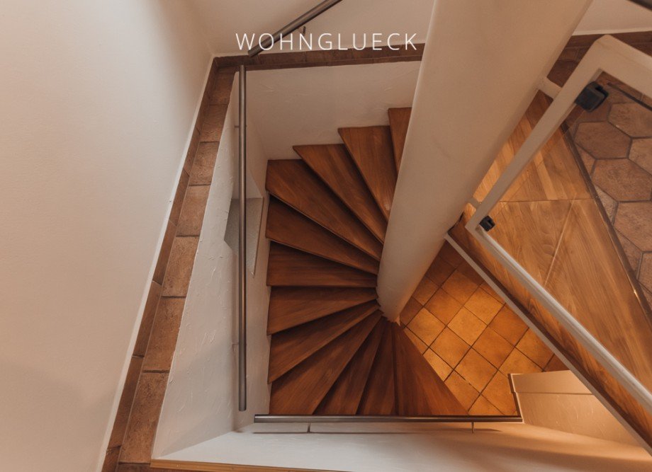 Treppen zum Untergeschoss Erdgeschosswohnung Augsburg / Kriegshaber