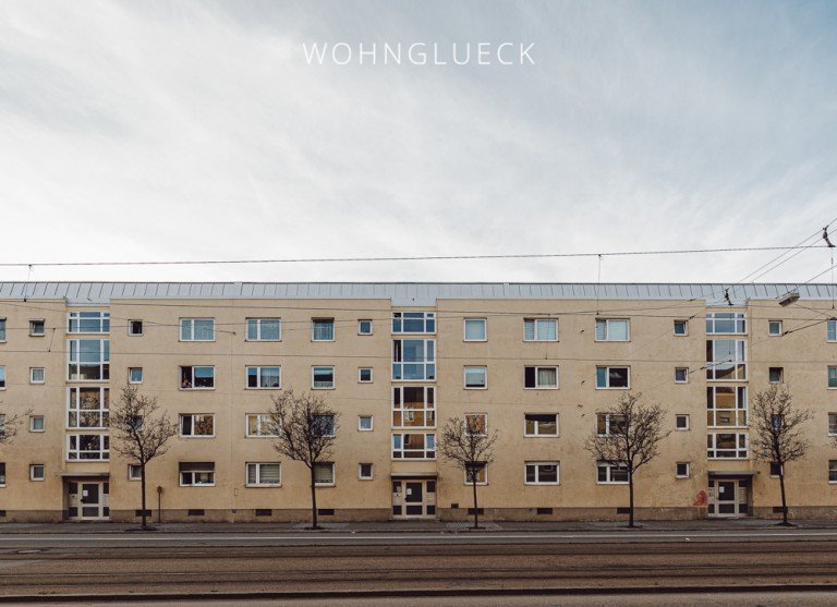 Au�enansicht Augsburg Etagenwohnung ATTRAKTIVE 4-ZIMMER-WOHNUNG MIT STELLPLATZ ZUR KAPITALANLAGE