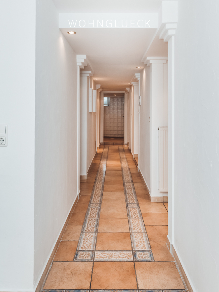 Einheit im Untergeschoss Erdgeschosswohnung Augsburg / Kriegshaber