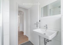 Badezimmer 2,5 WHG MIT EINBAUK�CHE IN G�GGINGEN