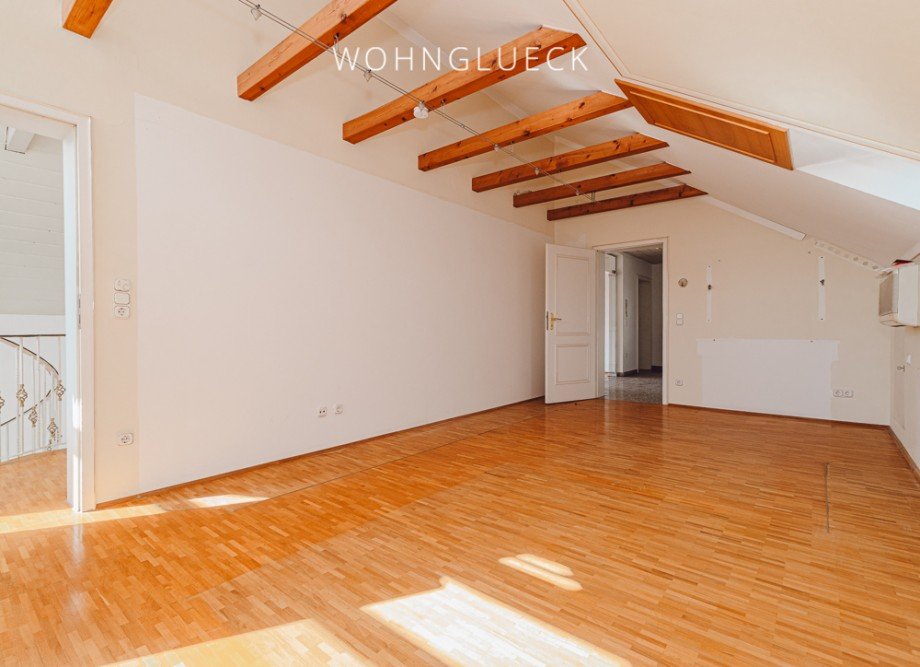 Zimmer OG Villa Harburg