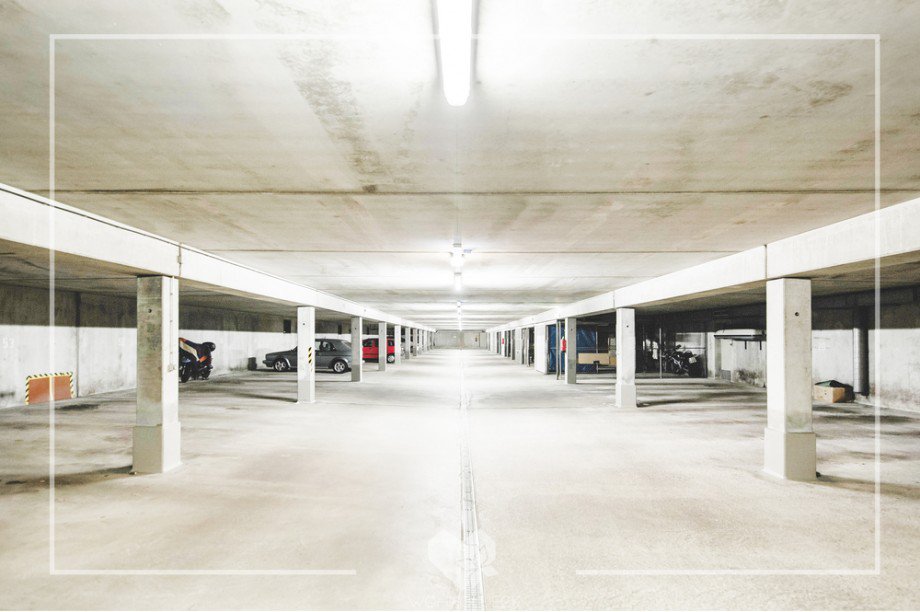 Tiefgarage Etagenwohnung K�nigsbrunn