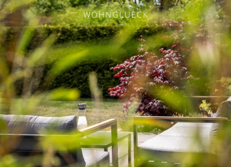 Detailaufnahme Garten Augsburg / Hammerschmiede Villa EXKLUSIVE VILLA IN AUGSBURG HAMMERSCHMIEDE