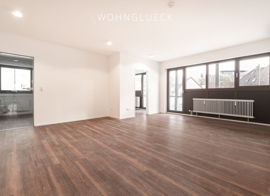 Wohnung im 1. OG Mehrfamilienhaus Neus��