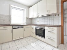 Einbauk�che (inklusive) mit Zugang zum HWS PLATZ F�R FAMILIEN: HAUS IN HAUS MIT EINLIEGERWOHNUNG